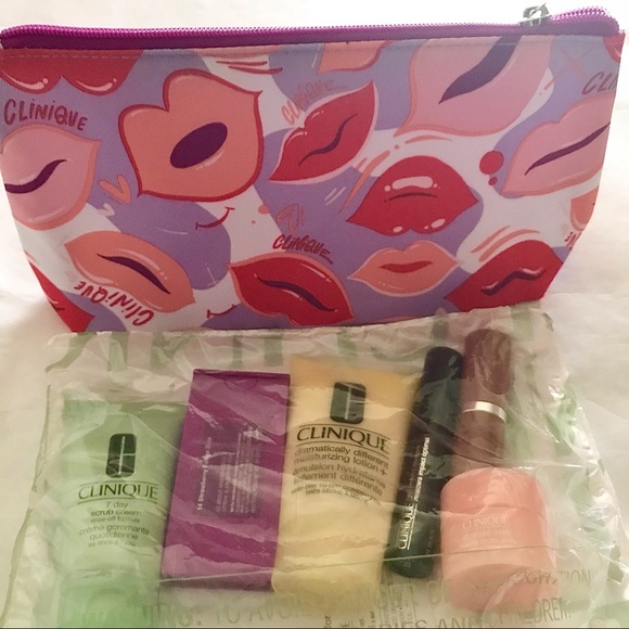 Clinique Other - Clinique 7-Piece Skincare and Makeup Travel Gift Set